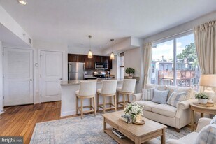 420 16th St SE, Unit 208 in Washington, DC - Building Photo