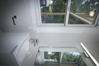 3 Evandale Ter, Unit 1 in Boston, MA - Foto de edificio - Building Photo