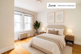 Room in Shared 4 bed/1 bath home in Boston, MA - Building Photo