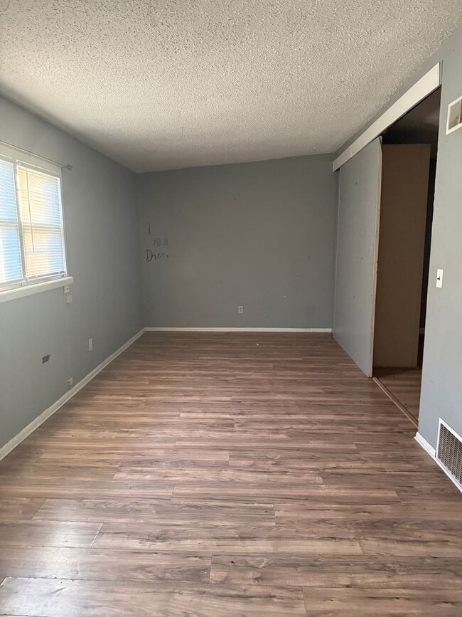 property at 516 SE 6th St