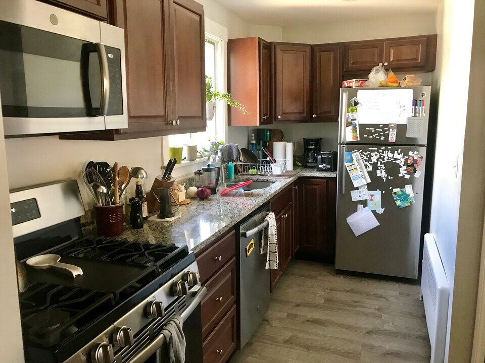 7 Quincy St, Unit 2 in Somerville, MA - Building Photo