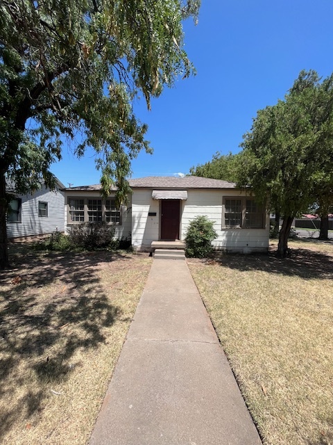 2702 33rd St in Lubbock, TX - Building Photo