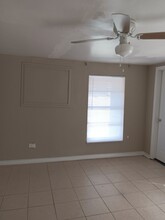 901 N Hamlett St in Athens, TX - Building Photo - Building Photo