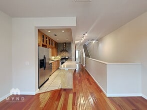 425 Harriet Ln in West Sacramento, CA - Building Photo - Building Photo