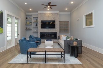 Falls at Meehan Apartments in Pendleton, SC - Foto de edificio - Interior Photo