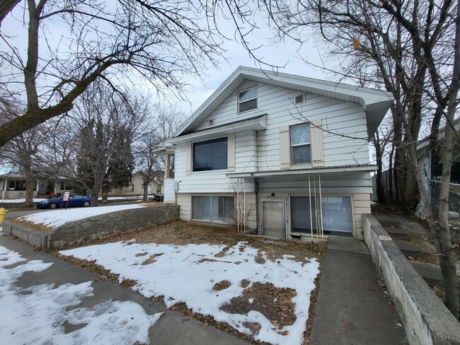 380 L St, Unit 380 in Idaho Falls, ID - Foto de edificio - Building Photo