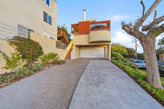 property at 12815 Via Nestore