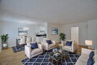 10745 Hortense St in Los Angeles, CA - Building Photo - Building Photo