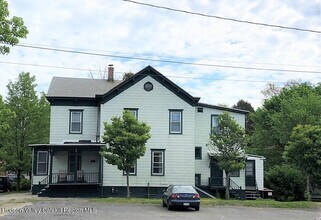 9 N Franklin St in Athens, NY - Building Photo - Building Photo