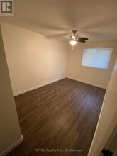 5815 Swayze Dr in Niagara Falls, ON - Building Photo - Building Photo