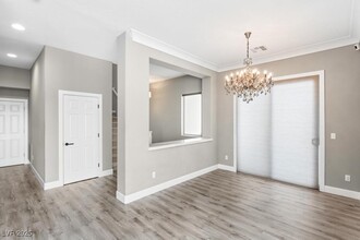 9161 Tudor Park Pl in Las Vegas, NV - Building Photo - Building Photo