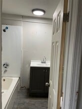 1220 S Fern St in Wichita, KS - Building Photo - Building Photo