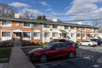 The Oaks in Laurel, MD - Building Photo - Building Photo