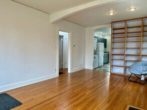 540 N 67th St in Seattle, WA - Building Photo - Building Photo