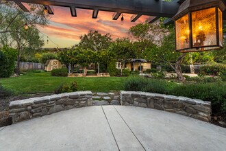 348 Lark Ellen Ave in Ojai, CA - Building Photo - Building Photo