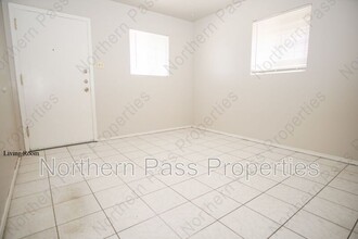 4031 Thomason Ave in El Paso, TX - Foto de edificio - Building Photo