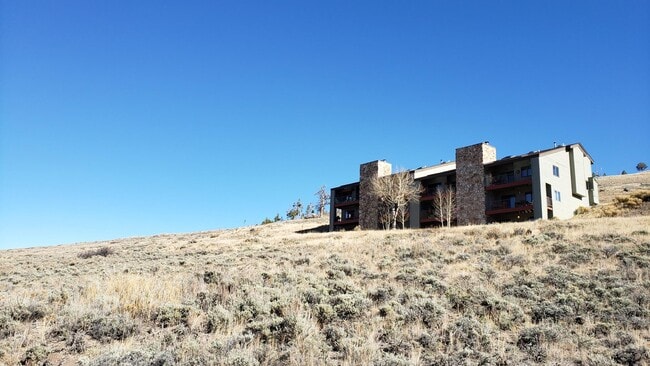 35 Arapahoe Cir, Unit B2 in Granby, CO - Building Photo - Building Photo