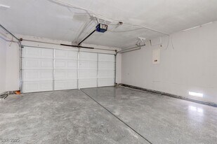 2187 Eclair Cir in Las Vegas, NV - Building Photo