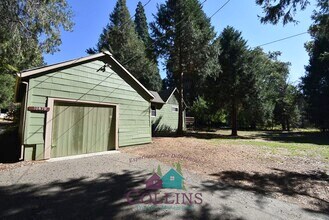 10879 Gold Flat Rd in Nevada City, CA - Building Photo - Building Photo