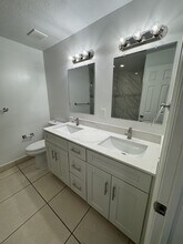 5125 SW 92nd Terrace in Cooper City, FL - Building Photo - Building Photo