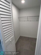 5451 N University Dr in Lauderhill, FL - Building Photo - Building Photo