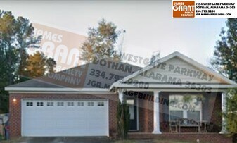 302 Brushfire Dr in Dothan, AL - Building Photo