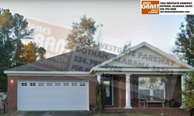 302 Brushfire Dr in Dothan, AL - Building Photo - Building Photo