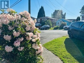 217 Lebleu St in Coquitlam, BC - Building Photo - Building Photo