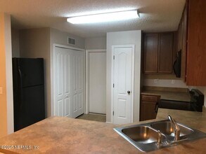 7637 Melvin Rd in Jacksonville, FL - Building Photo - Building Photo