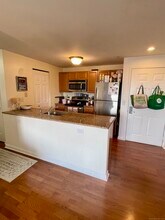 300 Broad St in Stamford, CT - Building Photo - Building Photo