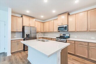 108 Makinaw Rd in Hutto, TX - Building Photo - Building Photo