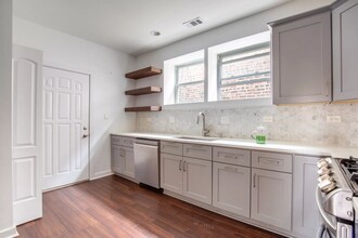 2628 N Spaulding Ave in Chicago, IL - Building Photo - Building Photo