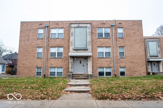 property at 146 E 19th St