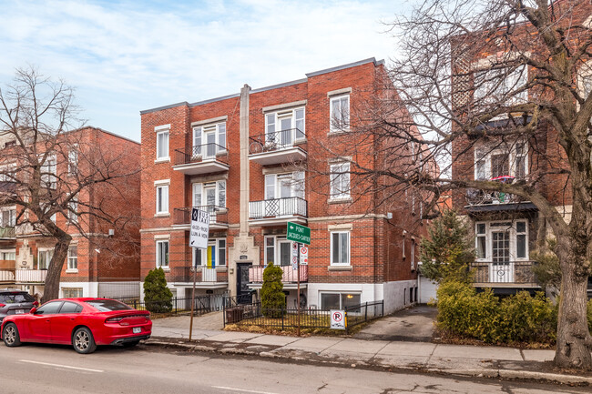 1835 Saint-Joseph Boul E in Montréal, QC - Building Photo - Primary Photo