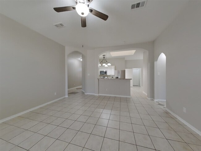 18707 Singing Woods Dr in Humble, TX - Building Photo - Building Photo