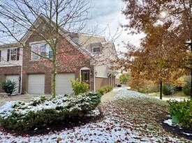 2065 Timberwyck Ln in Burlington, KY - Building Photo