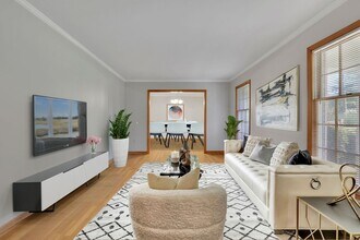 5055 Cascade Rd in Atlanta, GA - Building Photo - Building Photo