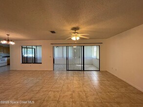 997 Mariposa Dr NE in Palm Bay, FL - Building Photo - Building Photo