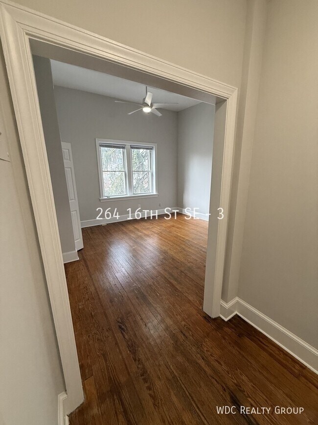 264 16th St SE in Washington, DC - Building Photo - Building Photo