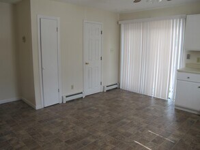 213 Prospect St in Manchester, NH - Building Photo - Building Photo