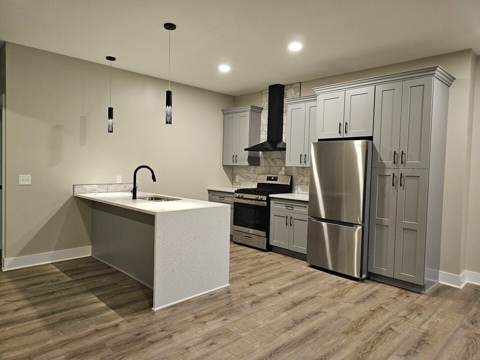 5827 Broadway St, Unit 201 in Lancaster, NY - Foto de edificio