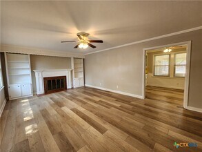 564 Laurel Ln in New Braunfels, TX - Building Photo - Building Photo