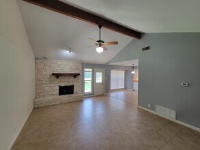 700 E Central Dr in Georgetown, TX - Building Photo - Building Photo