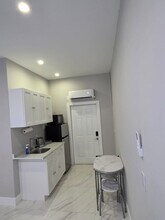 13995 SW 154th St in Miami, FL - Building Photo - Building Photo