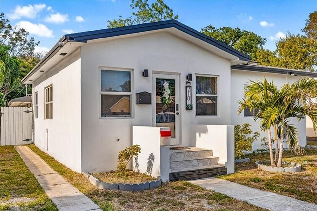 property at 218 SW 7th St