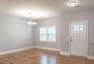 2 Sawmill Ct in Pinehurst, NC - Building Photo - Building Photo