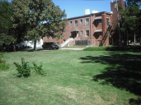 607 S Grand Ave Apartamentos