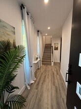 2012 Uptown Aly in Sacramento, CA - Building Photo - Building Photo