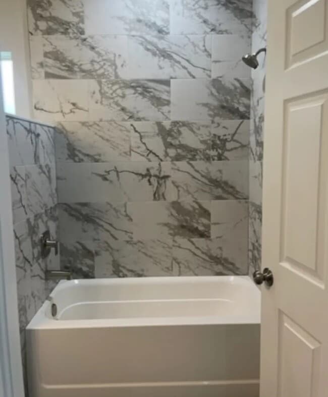 548 Redwood Ave S in Lehigh Acres, FL - Foto de edificio - Building Photo