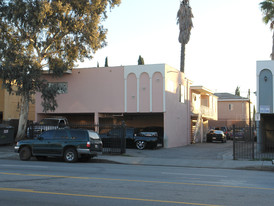 5248 Cahuenga Blvd Apartments